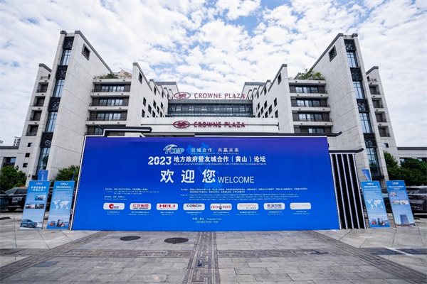 【乐鱼体育官网app下载】关灯就发光？亿滋、梦龙的「夜光零食」，在小红书B站杀疯了！ 